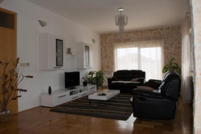  Apartment Adriana  Трогир